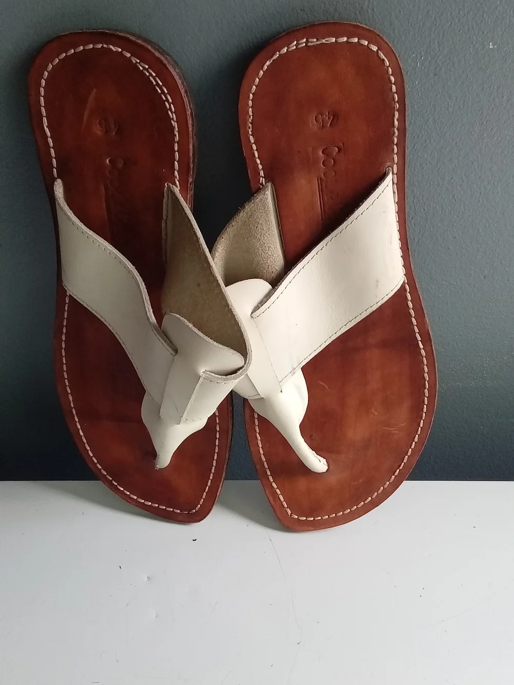 Cool & Co Mens Leather Thong Sandals Cream Tan Minimalist Slides Size 45